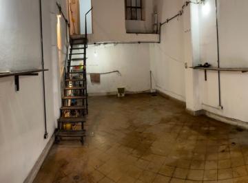 Local comercial , Monserrat · Local de 4 m X 10 m con Entre Piso Solis 219