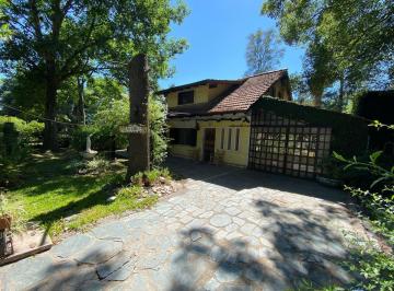 Quinta vacacional · 100m² · 7 Ambientes · 1 Cochera · Venta Quinta Los Nogales, General Rodríguez