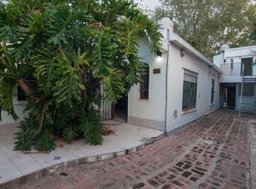 Casa · 103m² · 4 Ambientes · 4 Cocheras · Venta 2 Casas en un Mismo Terreno "Luis Guillon"