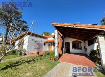 Casa · 180m² · 4 Ambientes · 2 Cocheras · Casa - San Miguel de Ghiso