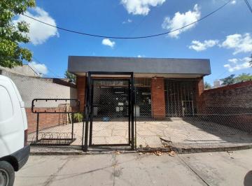 Local comercial , Almirante Brown · Amplio Local Comercial con Deposito en Venta