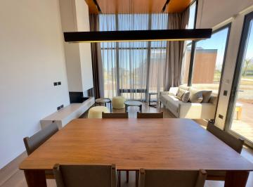 Casa de 3 ambientes, Esteban Echeverría · Casa Boutique de La Laguna y El Bosque en Barrio La Magdalena 2024