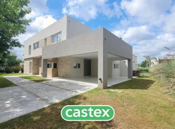 Casa · 300m² · 8 Ambientes · 2 Cocheras · Casa en Venta en Terravista, General Rodriguez