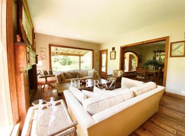 Casa de 5 ambientes, Tigre · Casa Venta 9 Ambientes en Villa Bertha Benavidez Lote 857,91 m²
