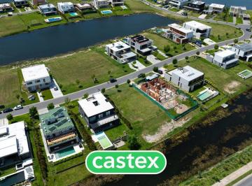 Terreno · 740m² · Venta de Lote en El Barrio Costas. Puertos.