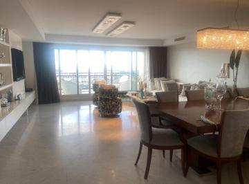 Departamento · 225m² · 4 Ambientes · 2 Cocheras · Excelente Piso en Venta