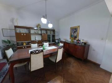 Casa de 3 ambientes, Lomas de Zamora · Chalet en Banfield. Re Tasada, Nuevo Valor. Venta Directa