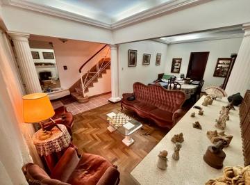 Casa - Venta- 6 amb con parque y piscina - San Andres. · Casa - Venta - 6 Amb con Parque y Piscina - San Andres.