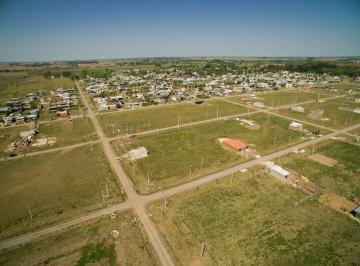 Terreno · 300m² · Lotes en Campos del Oeste. La Carolina, Alvear. 300 m. Escritura Directa.