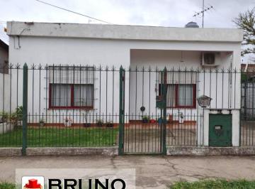 Casa de 3 ambientes, Merlo · Casa 3 Ambientes en Venta - Merlo