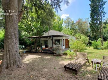 Casa de 3 ambientes, Tigre · Casa en un Bosque en La Bota