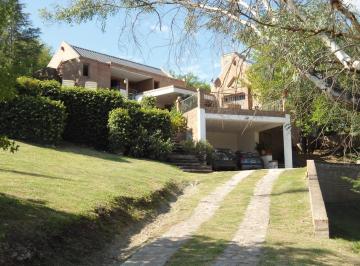 Casa · 330m² · 6 Ambientes · 2 Cocheras · Hermosa Casa 3 Dorm. en Venta en Mendiolaza