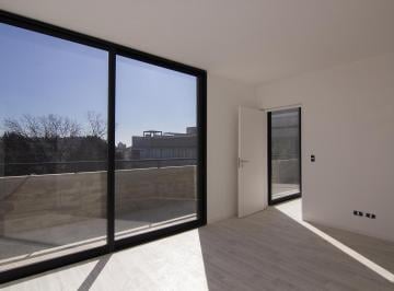 Departamento · 67m² · 3 Ambientes · 1 Cochera · 2 Dorm. en Venta con Una Amplia Terraza en Villa Urquiza