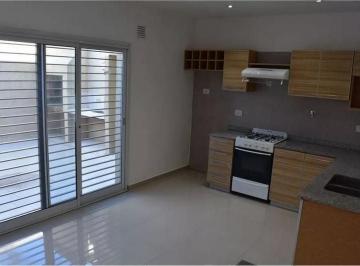 Casa · 105m² · 4 Ambientes · Casa en Venta en Canning
