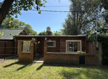 Casa · 117m² · 2 Ambientes · 1 Cochera · Casa 3 Dorm en Profesional Country Funes