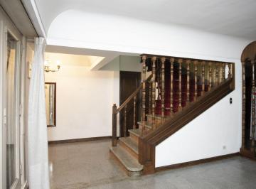 Casa de 5 ambientes, La Matanza · Venta de Casa de 5 Ambientes en Ramos Mejía con Patio