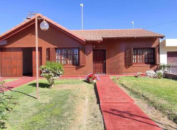 Casa de 7 ambientes, Rodeo del Medio · Casa en Venta