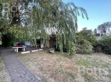 Casa · 140m² · 3 Ambientes · 1 Cochera · Venta Casa 3 Ambientes Adrogue