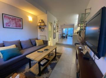 Casa · 58m² · 3 Ambientes · 1 Cochera · Duplex en Venta - San Isidro - Zona Norte