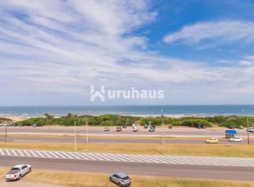 Foto1 · Venta Apartamento Tres Dorm. Edificio La Jolla Punta del Este Playa Brava