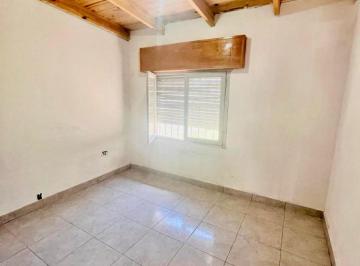 Casa de 3 ambientes, Lomas de Zamora · Alquiler Casa 3 Ambientes con Patio Sin Garantia