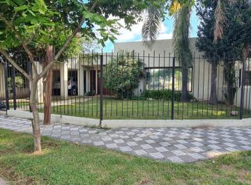 Casa · 180m² · 6 Ambientes · 1 Cochera · Vende Casa 3 Dorm. Zona Norte B Granja de Funes!