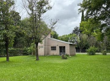 Casa · 39m² · 2 Ambientes · 1 Cochera · Venta Casa un Dormitorio con Parque Forestado