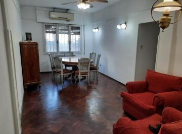 Departamento · 73m² · 3 Ambientes · Venta Departamento 2 Dorm en Cordoba 1700