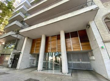 Departamento · 212m² · 5 Ambientes · 1 Cochera · Av Belgrano 955 Bis