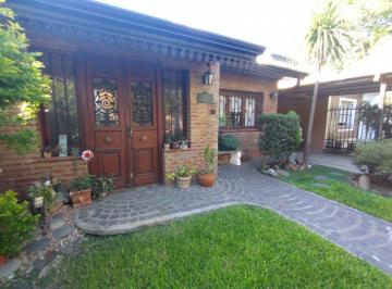 Casa de 3 ambientes, Almirante Brown · Hermosa Casa en Venta en Longchamps