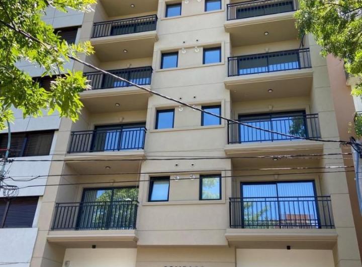 Departamento · 80m² · 3 Ambientes · 1 Cochera