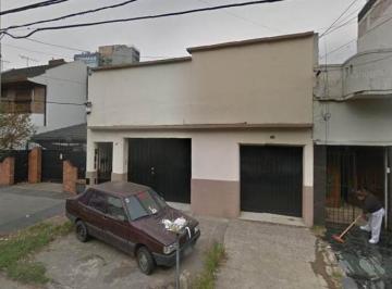 PH · 80m² · 3 Ambientes · 1 Cochera · Departamento - Avellaneda