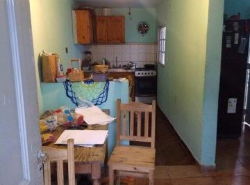 PH de 3 ambientes, Avellaneda · PH Tipo Casa Al Fondo con Dos Dorm. y Dos Patios a 4 Cuadras de Av Mitre