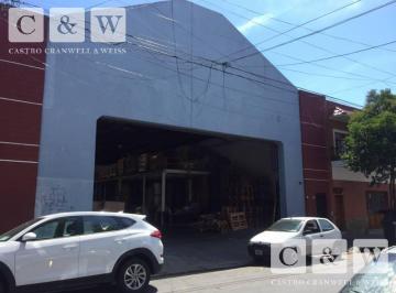Bodega-Galpón · 933m² · Deposito con Doble Frente Ubicado Sobre Calle Las Casas, Boedo