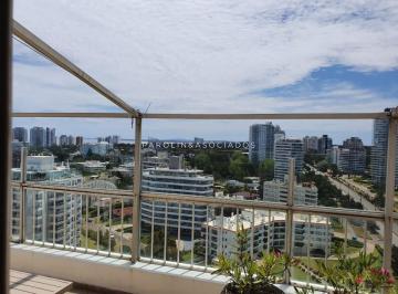 Foto1 · Espectacular Penthouse en Venta. Edificio Tiburon Planta de 3 Dorm., Punta del Este