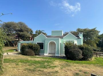 Casa en Alquiler de 3 ambientes 4 Hojas · Dueño Directo Alquila - Country 4 Hojas - 3 Dorm. Quincho Pileta