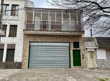 Casa · 271m² · 3 Ambientes · Venta Galpón y Casa - Barrio España y Hospitales - Rosario
