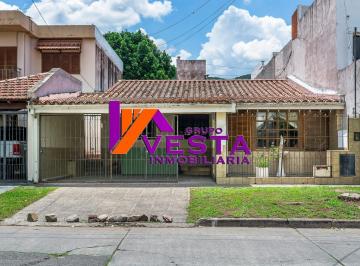 Casa · 150m² · 4 Ambientes · 2 Cocheras · Tres Cerritos - Casa en Venta