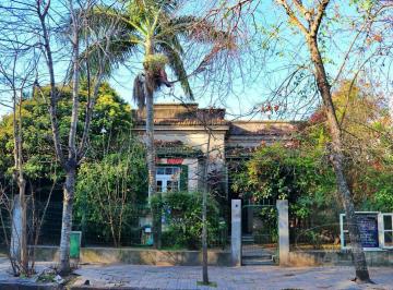 Frente · Casa 5 Ambientes Tipo Chorizo - Victoria