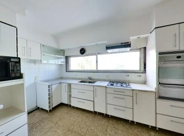 Departamento · 124m² · 4 Ambientes · Semipiso en PH Sin Expensas en Temperley Este