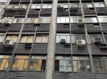 Oficina comercial · 240m² · 1 Cochera · Alquiler Oficina en Plaza Roma