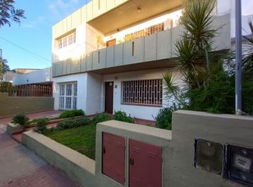 Casa · 273m² · 10 Ambientes · 2 Cocheras · Se Venden 2 Casas en Barrio Ayacucho