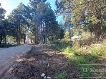 Terreno · 980m² · Terreno en Venta en Barrio Cerrado El Estribo a 1 Km del Centro de Bariloche!