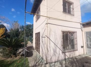 Casa · 125m² · 5 Ambientes · 2 Cocheras · Casa en Venta - 3 Dorm. 3 Baños - Cochera - 330 m² - San Carlos, La Plata