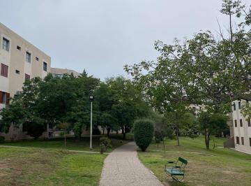 Departamento de 4 ambientes, Córdoba · Hermoso Depto y Complejo! Ambientes Amplios y Luminosos!