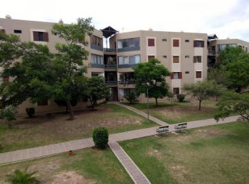 Departamento de 4 ambientes, Córdoba · En Hermoso Complejo! Dpto, Ambientes Amplios y Luminosos!