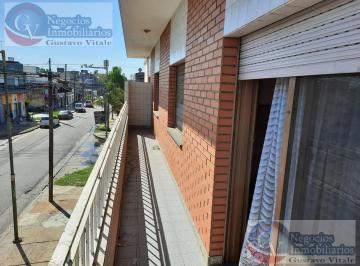 Casa · 100m² · 4 Ambientes · 2 Cocheras · Casa - Billinghurst