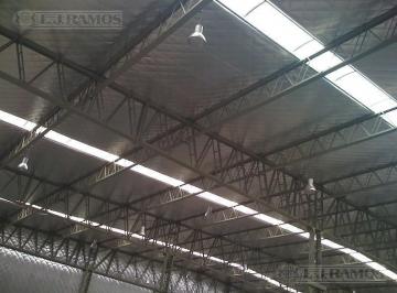 Detalle de techos · Depósito en Alquiler en Escobar