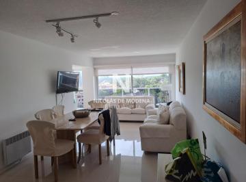 Foto1 · En Venta Apartamento en Punta del Este de 2 Dorm. en Edificio Long Beach