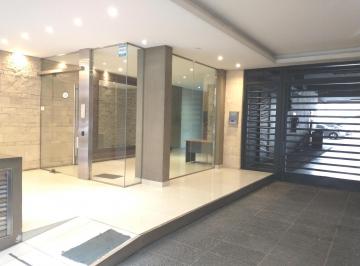 Departamento · 80m² · 4 Ambientes · 1 Cochera · Excelente Departamento 4 Ambientes en Edificio Nuevo, Cochera. - Impecable. Almagro.